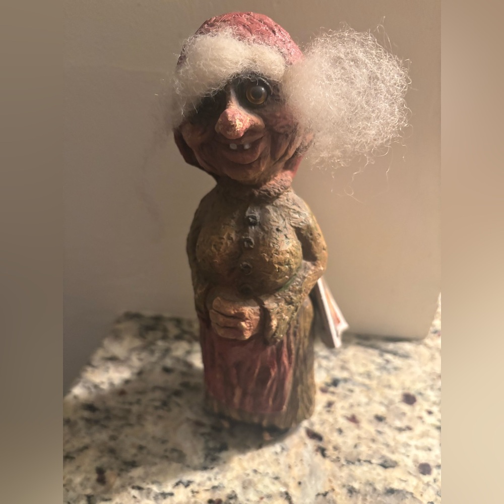 Vtg NY Form Troll  figurine Norwegian